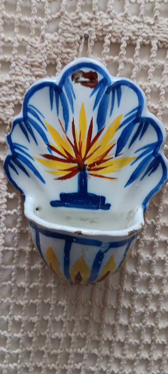 Bénitier En Faience  De St Clément - XIX Siècle