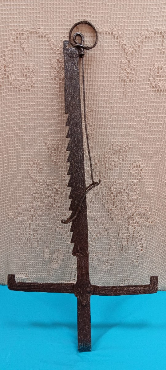 Triple Hook Wrought Iron Rack - 17th Century -photo-1