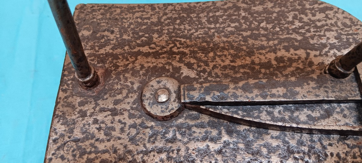 18th Century Iron-photo-6