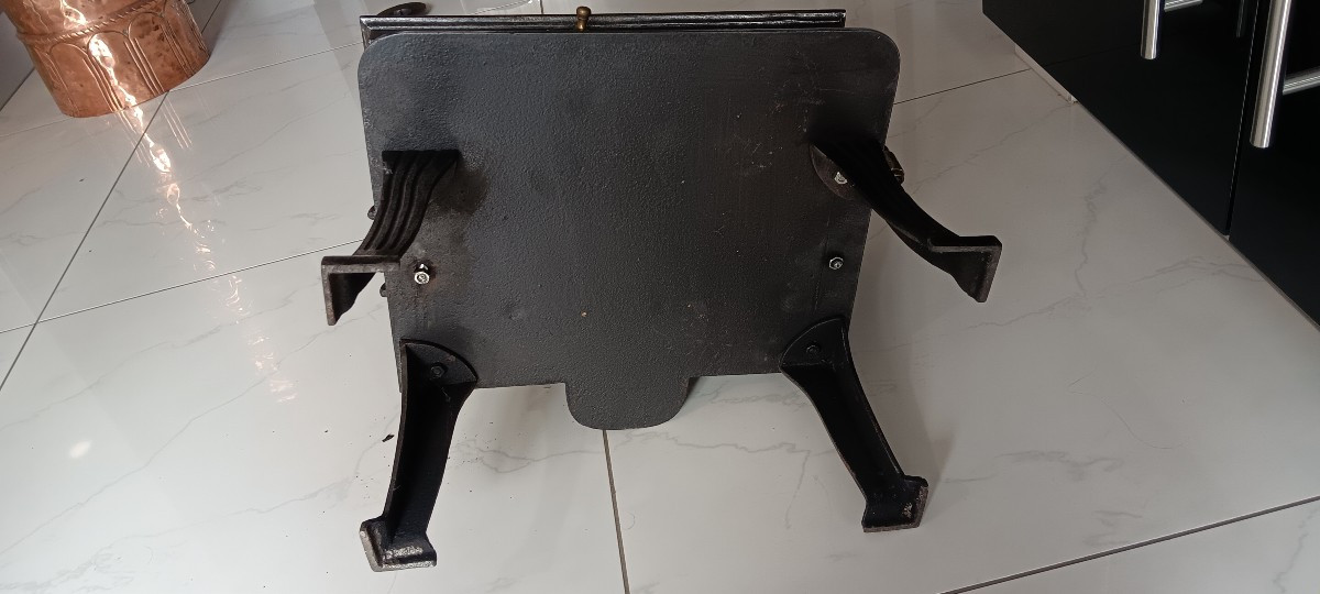 Miniature Cast Iron Stove, Dupont Brand In Fallon - 18th Century-photo-4
