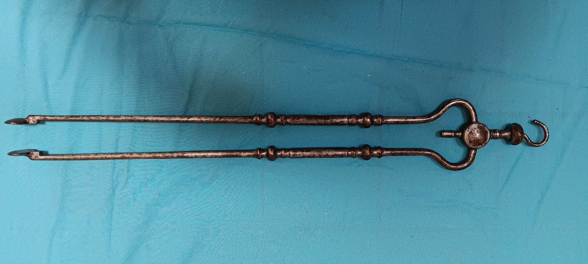 Pince à feu/ de cheminée fer forgé - XIX siècle