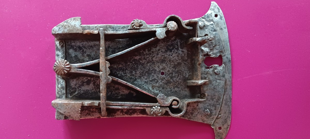 Chest Lock - 16th Or 17th Century.