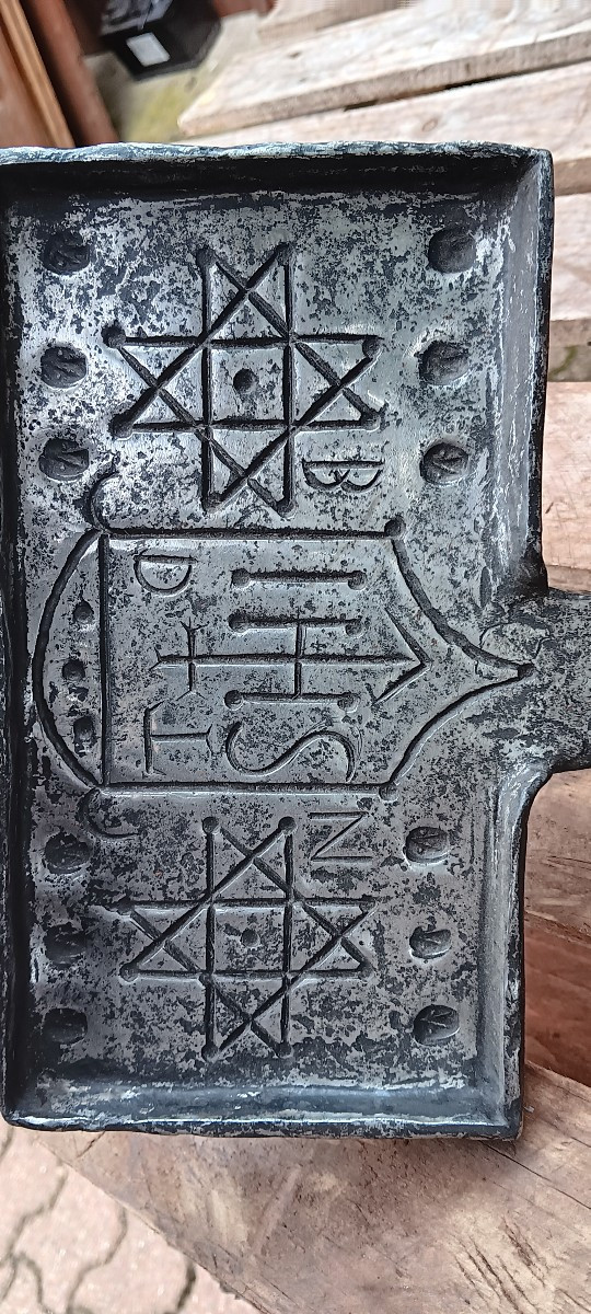 18th Or 19th Century Wrought Iron Wedding Waffle Mold