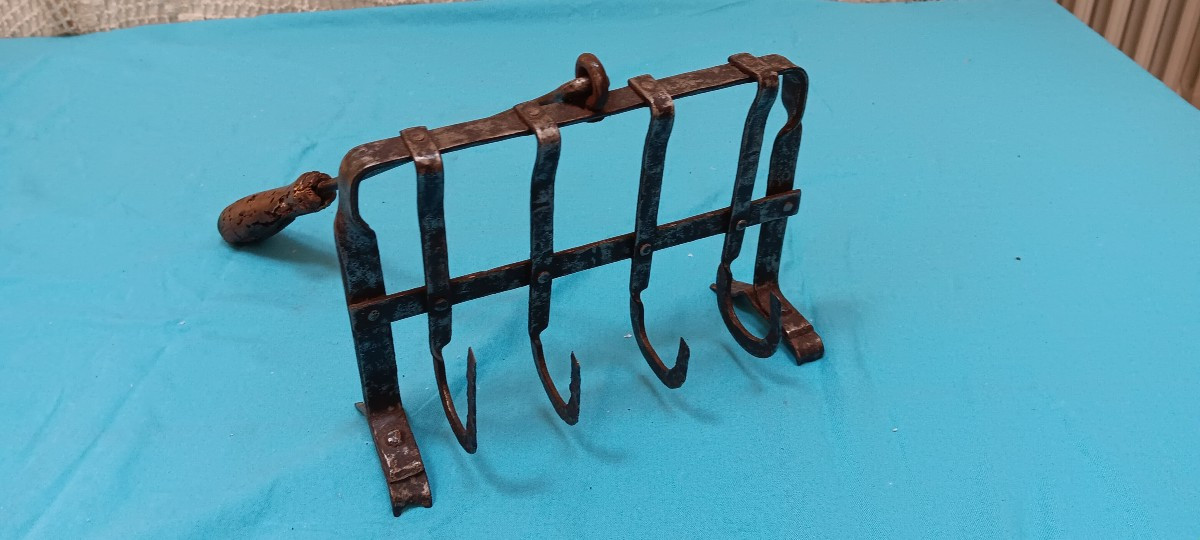 Grille pain fer forgé fin XVIII - Début XIX siècle