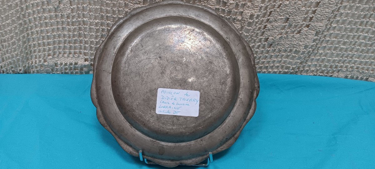 Assiette en étain Lorraine XVIII siècle-photo-2