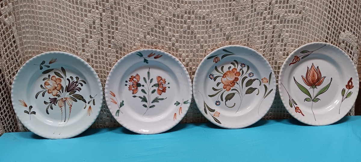 Four Epinal Plates With Flowers - Late 18th, Early 19th Century