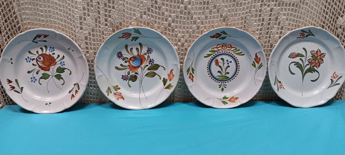 Four Epinal Plates With Flowers - Late 18th, Early 19th Century