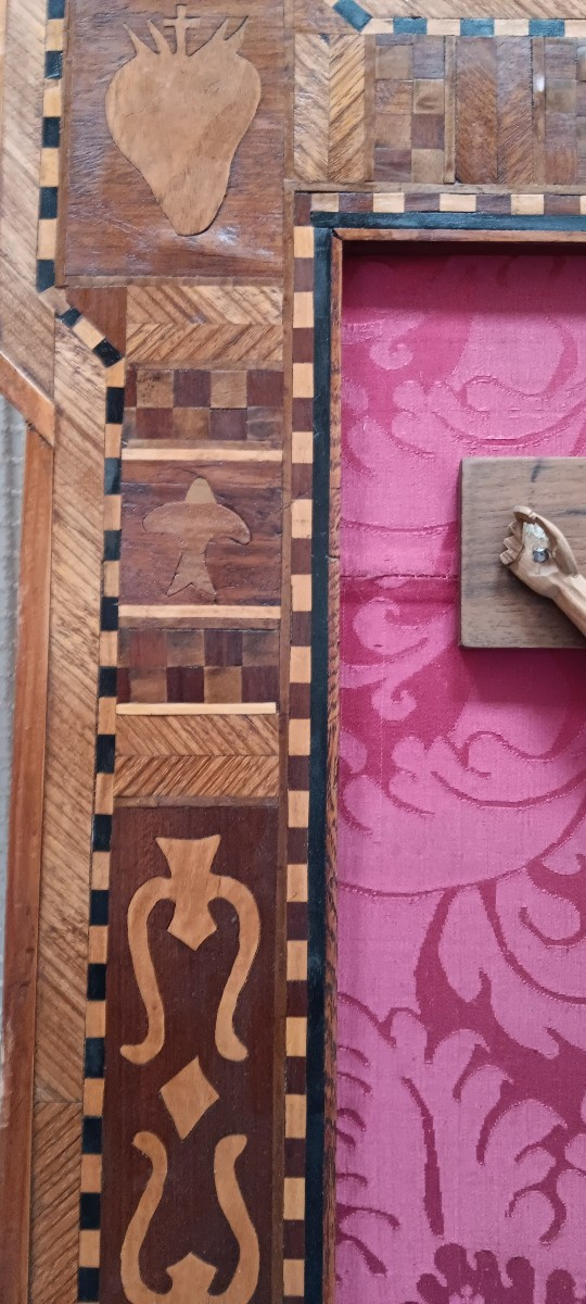 Christ dans un cadre marqueté -  Fin XVIII, Début XIX siècle-photo-8