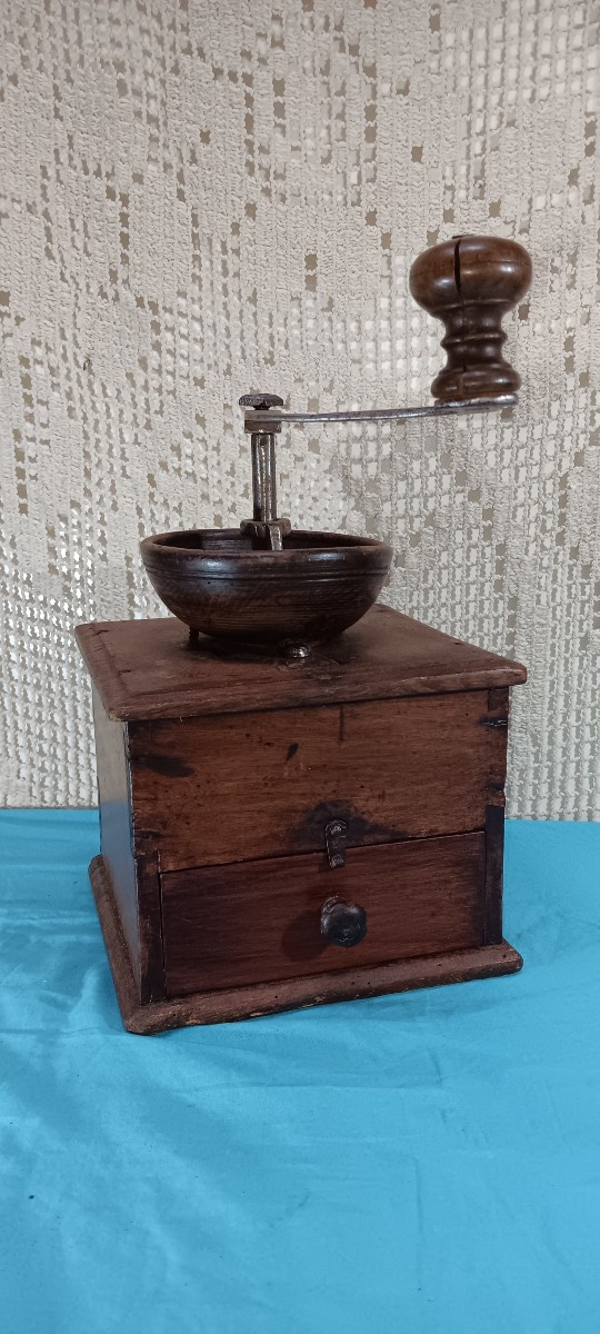 Moulin à café de comptoir XIX siècle