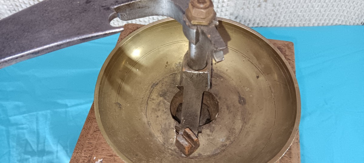 19th Century Countertop Coffee Grinder-photo-3