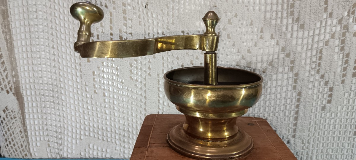 Lot de Moulins à café  Fin XIX, début XX siècle-photo-2