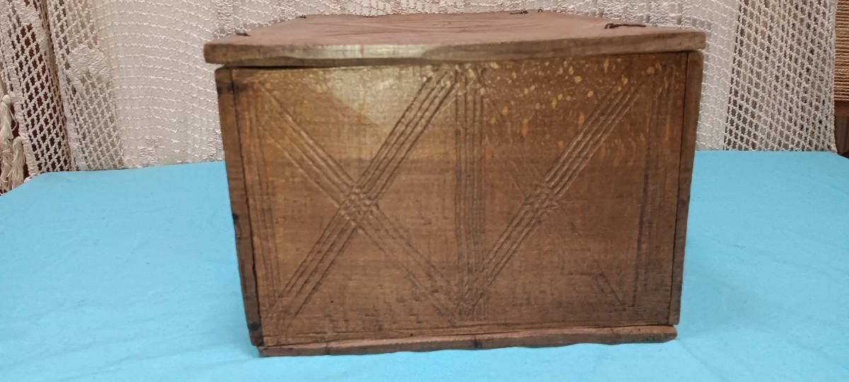 Vosges Wooden Box - Folk Art - 19th Century-photo-2