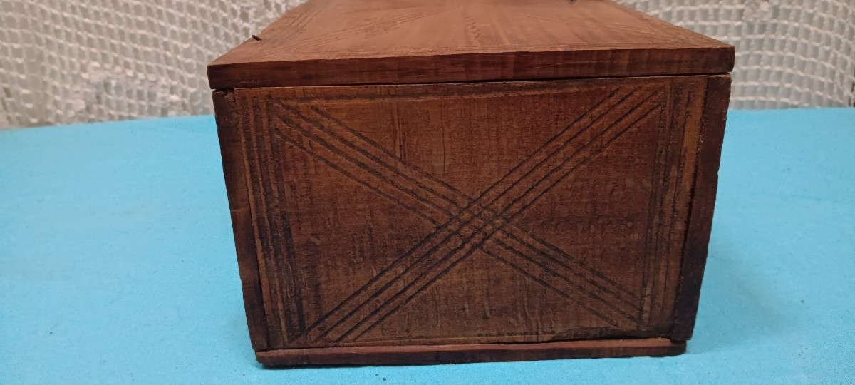 Vosges Wooden Box - Folk Art - 19th Century-photo-2