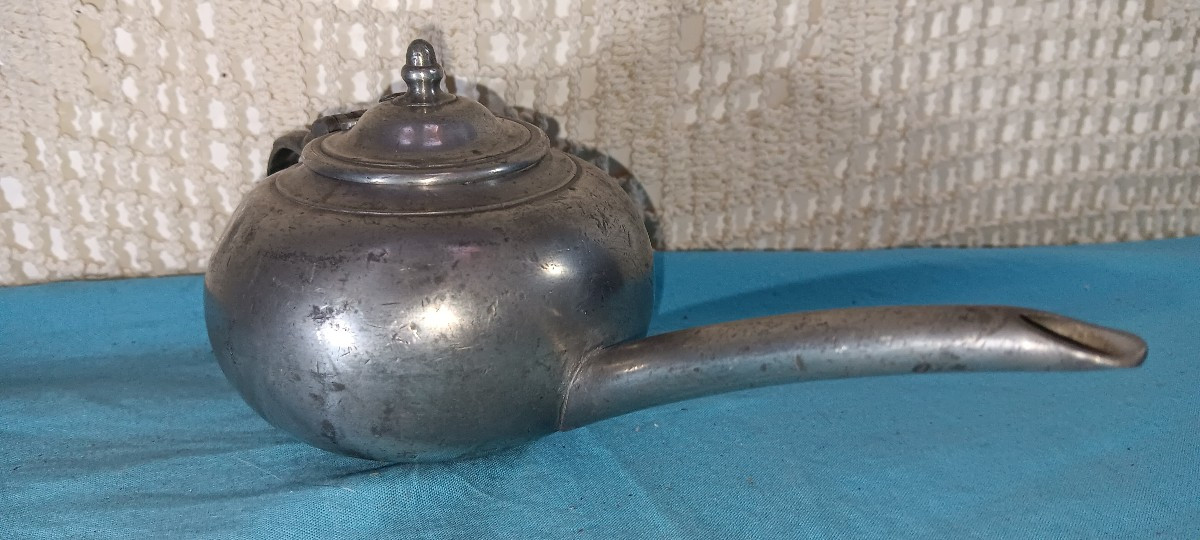 Pewter Feeding Bottle/sick Duck - Late 19th, Early 20th Century-photo-2
