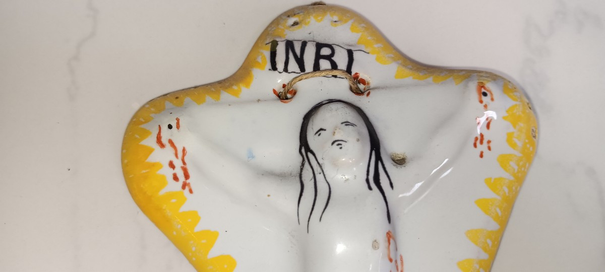 Saint Clement Earthenware Holy Water Font-photo-4