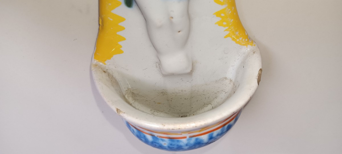 Saint Clement Earthenware Holy Water Font-photo-1