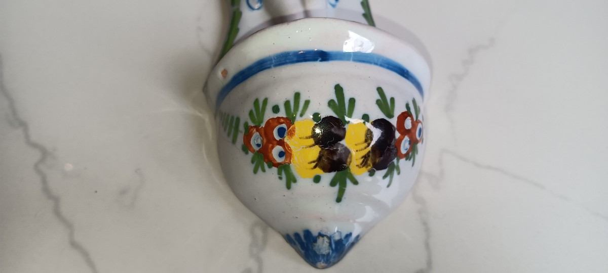 Saint Clement Earthenware Holy Water Font-photo-3