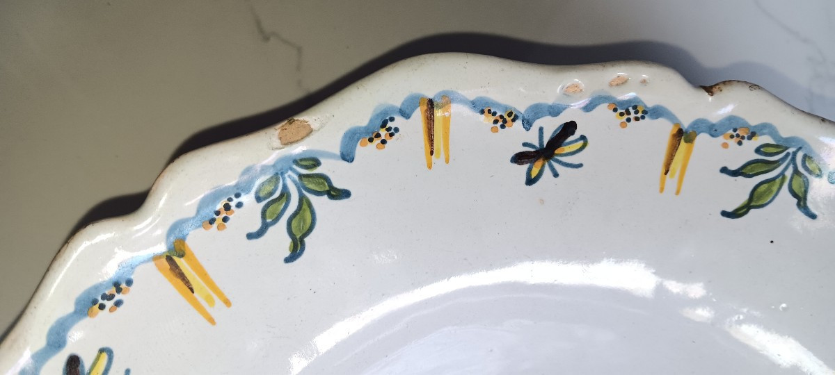 Nevers Shaving Dish - 18th Century-photo-3