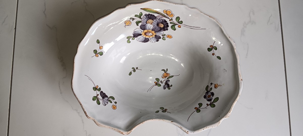 Plat à barbe  - XVIII siècle