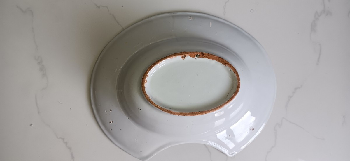 Saint Clement's Shaving Dish - 19th Century-photo-4