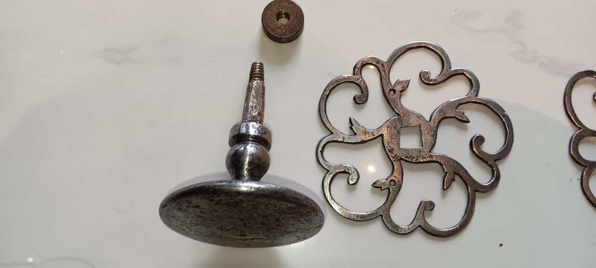 Pair Of Wrought Iron Door Knobs - 18th Century-photo-3