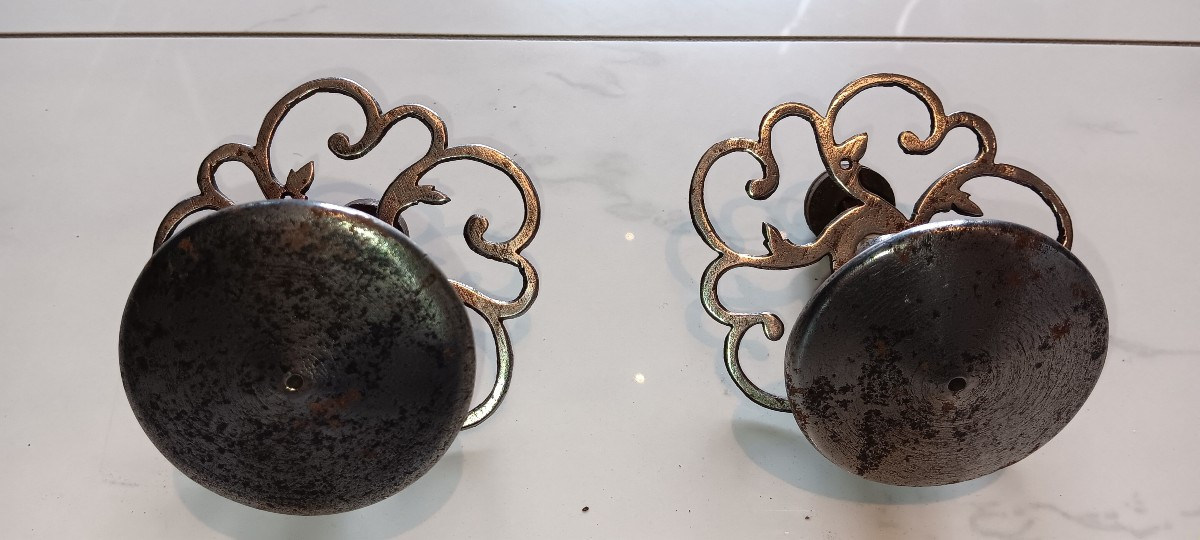 Pair Of Wrought Iron Door Knobs - 18th Century