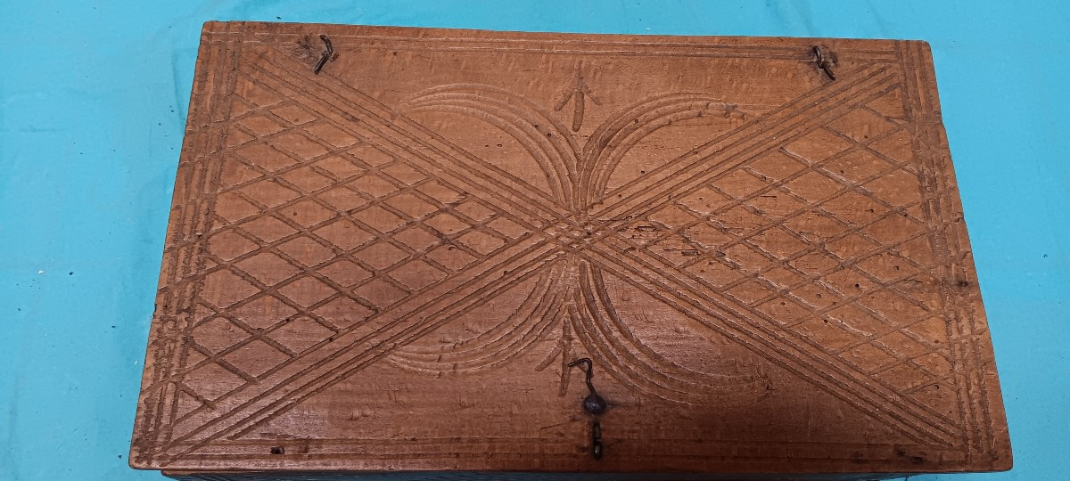 Coffret en bois Vosges - Art populaire - XIX siècle-photo-1