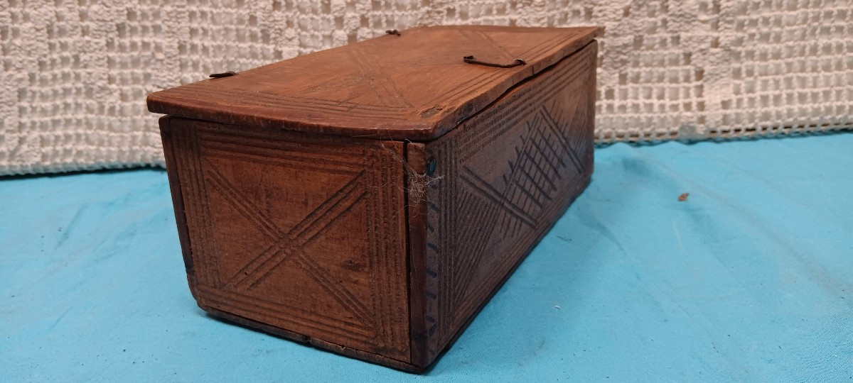 Coffret en bois Vosges - Art populaire - XIX siècle