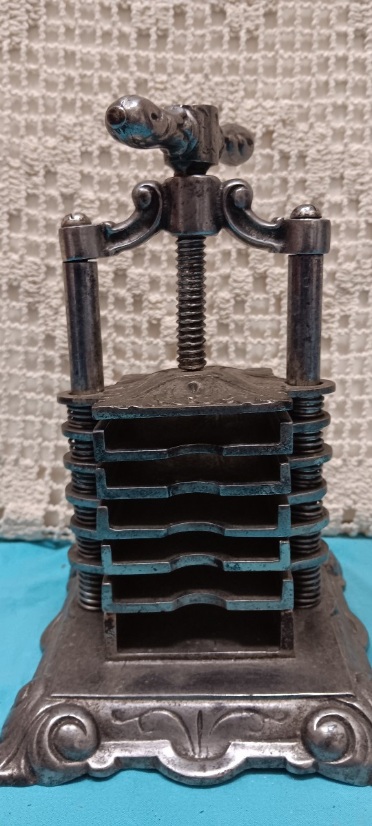 Jouet, presse de relieur du Paradis des Enfants, Rue de Rivoli - Fin XIX, Début XX ème siècle-photo-4