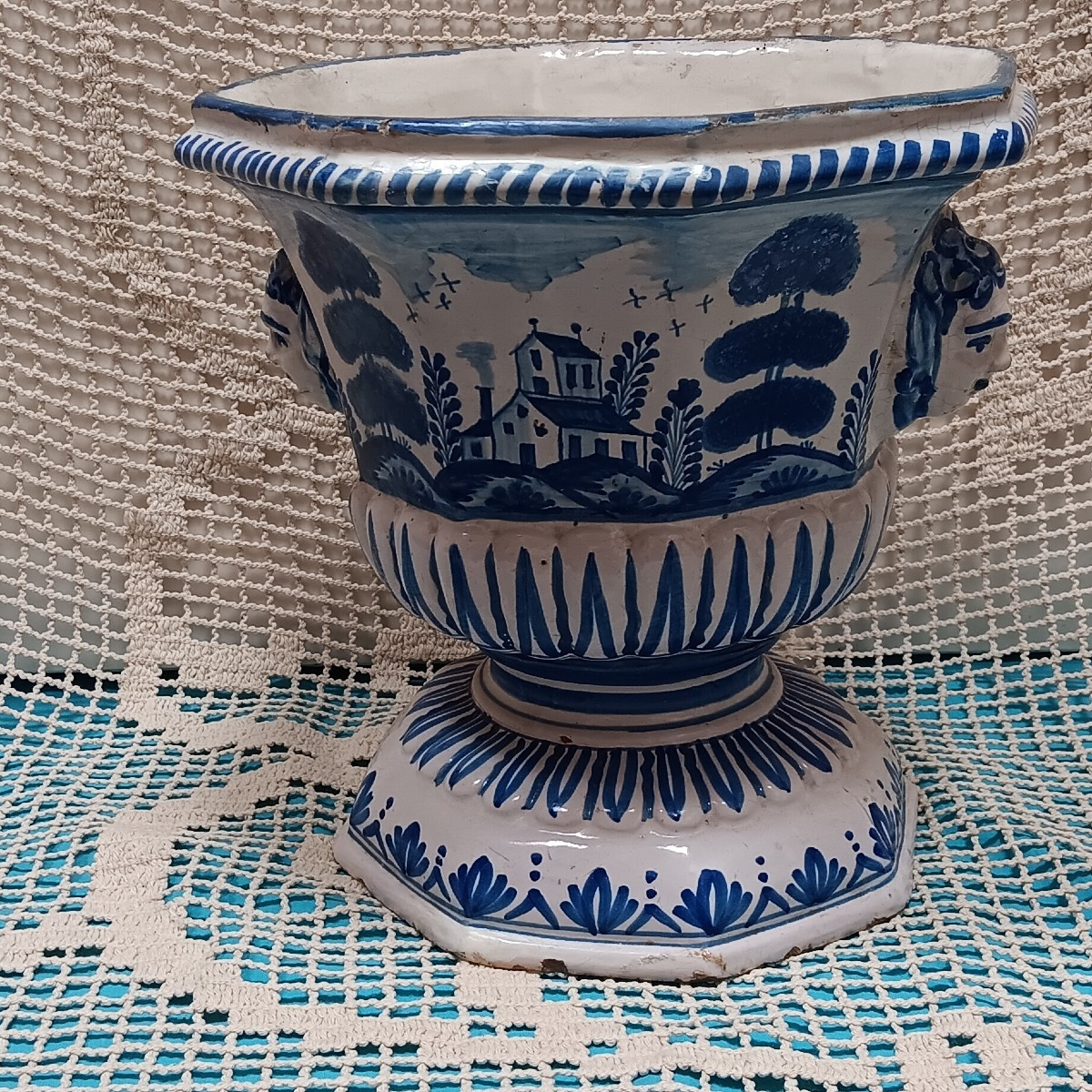 Cache pot de Nevers - XVIII siècle