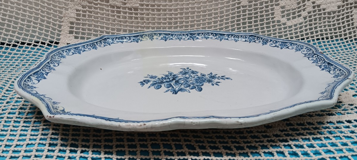 Grand plat de Lyon ou Moustiers - XVIII siècle-photo-2