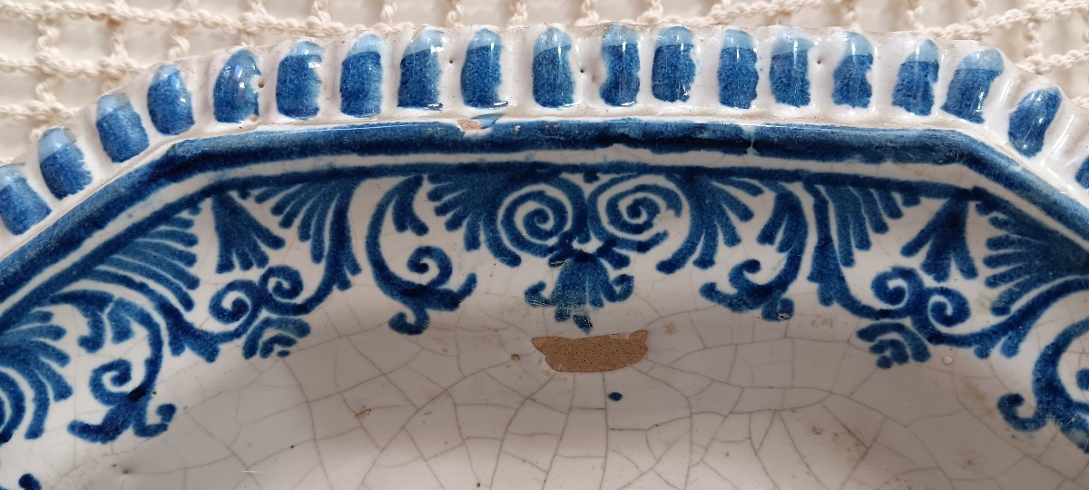 Plat octogonal Clermont Ferrand - XVIII siècle-photo-1