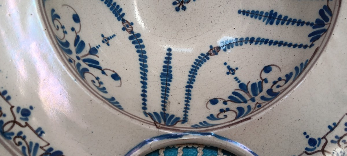 Plat à barbe de LYON - XVIII siècle-photo-4