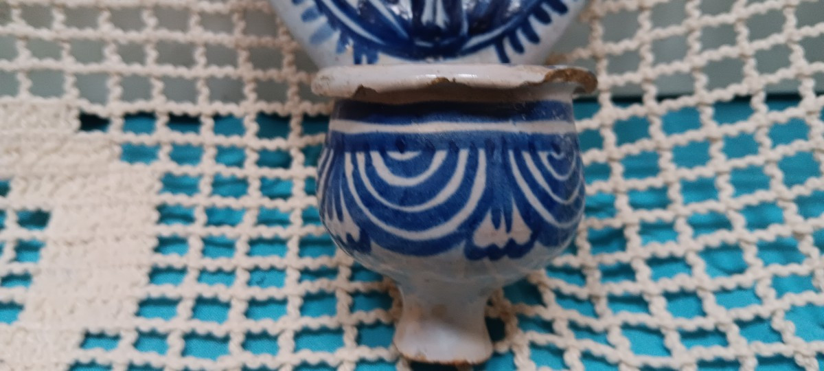 Nevers Earthenware Holy Water Font - 18th Century-photo-1