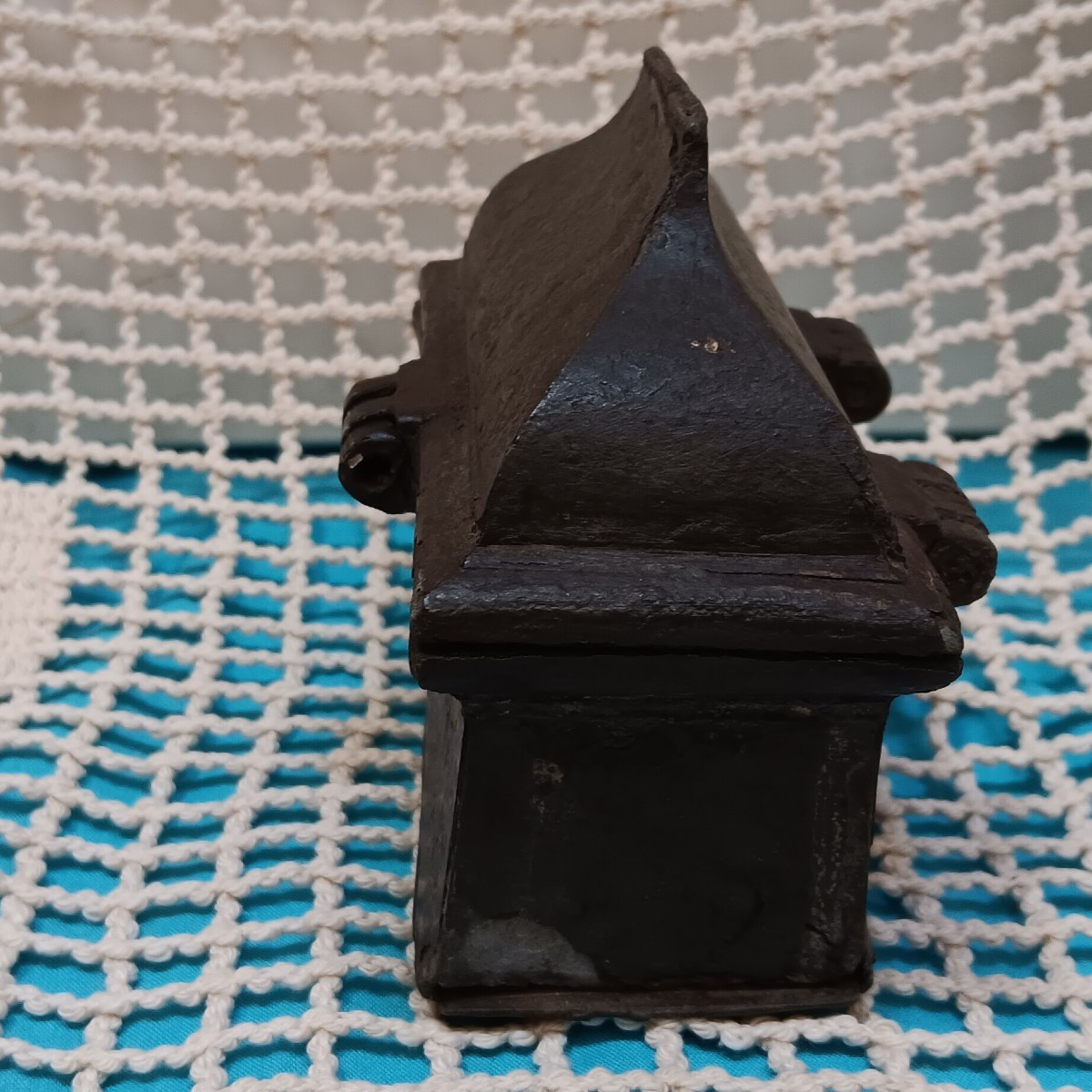 Coffret aux Saintes Huiles en étain - XVII siècle-photo-2