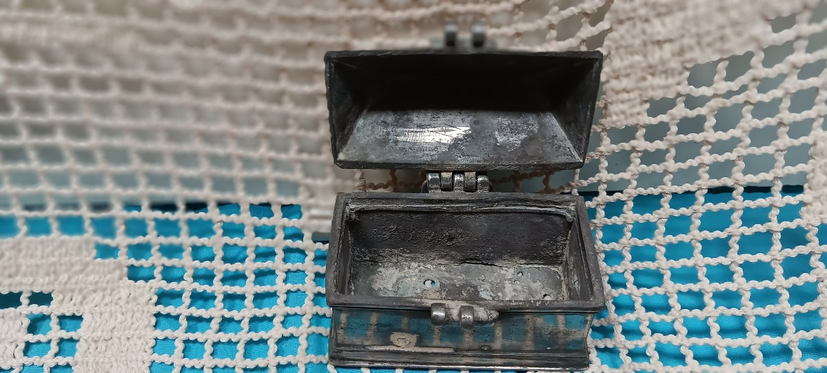 Coffret aux saintes huiles - XVIII siècle-photo-1