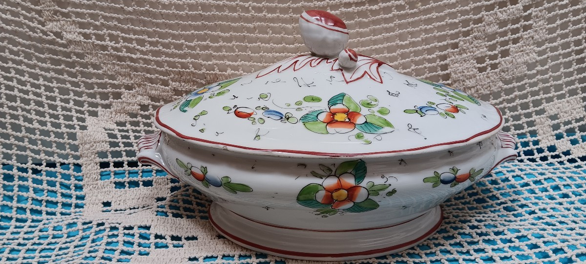 Soup Tureen In Bayeux Porcelain - XIX Century-photo-2
