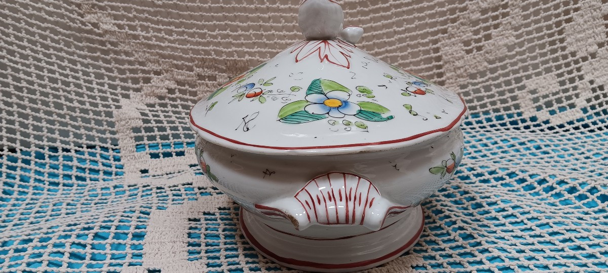 Soup Tureen In Bayeux Porcelain - XIX Century-photo-3