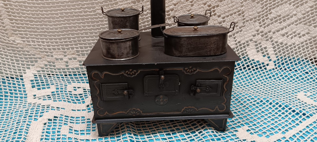 Sheet Metal Doll's Stove