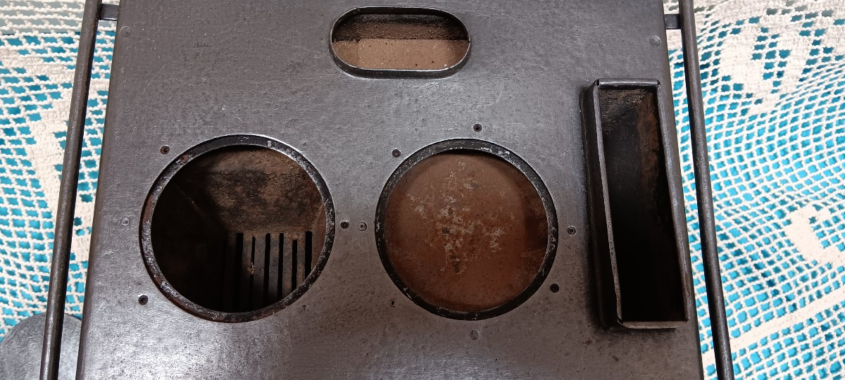 Sheet Metal Doll's Stove-photo-2