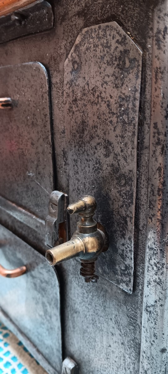 Sheet Metal Doll's Stove-photo-6