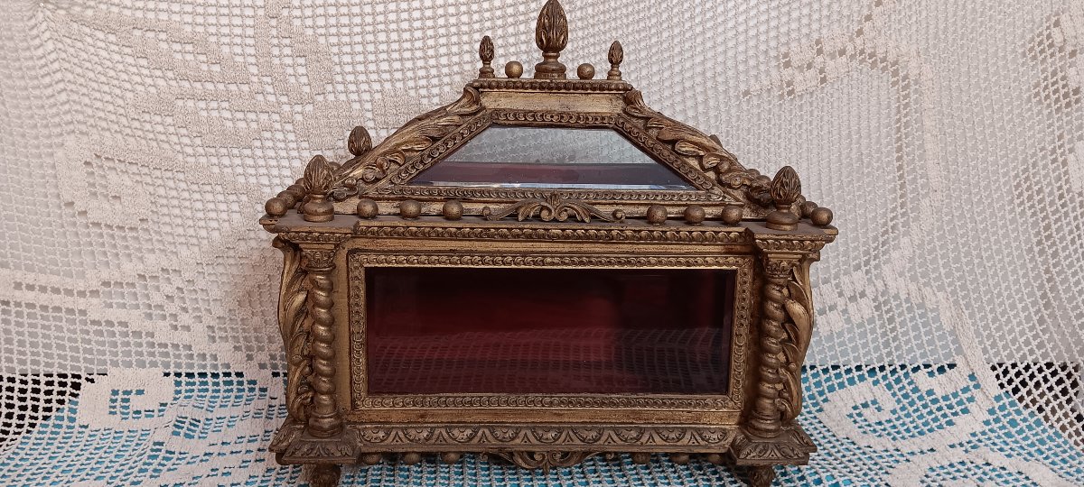 Gilded Wooden Hunting Scene/reliquary, Late 18th Or Early 19th Century