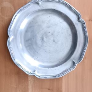 Assiette En étain XVIII Siècle