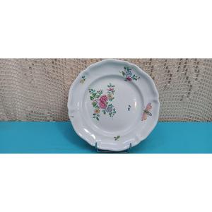 Strasbourg Plate With Indian Flowers - 18th Century