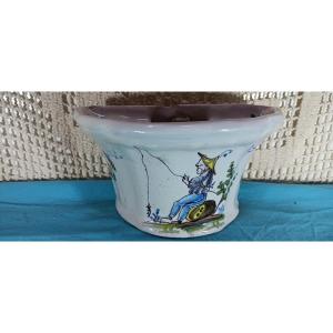 Bouquetière d'applique faience au chinois - XVIII siècle