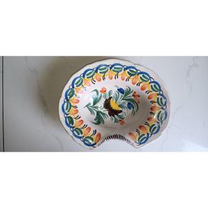 Plat à barbe de Nevers - Fin XVIII ou Début XIX siècle