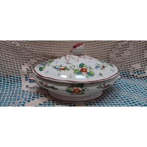 Soupière en porcelaine de Bayeux - XIX siècle