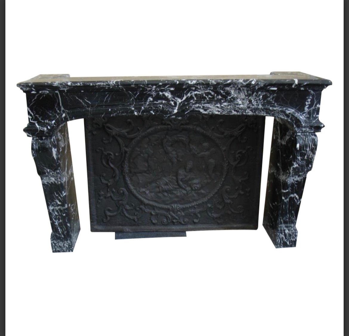 Rarissime Cheminée D’époque Louis XIV En Marbre Noir Grand Antique