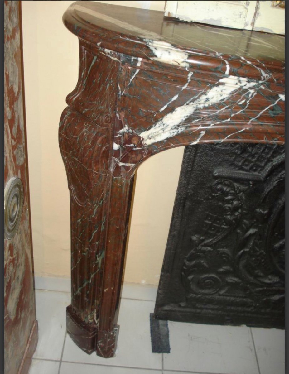 Rare élégante Cheminée Ancienne Louis XIV D’époque En Marbre Campan Rouge-photo-1