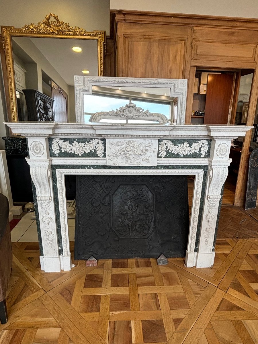 Cheminée En Marbre De Carrare Blanc Et Vert Antique De La Fin Du XIXème Siècle